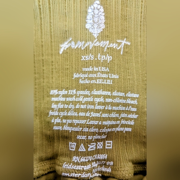 Free People Movement Good Karma Flare in Military Green NWOT - Picture 6 of 7